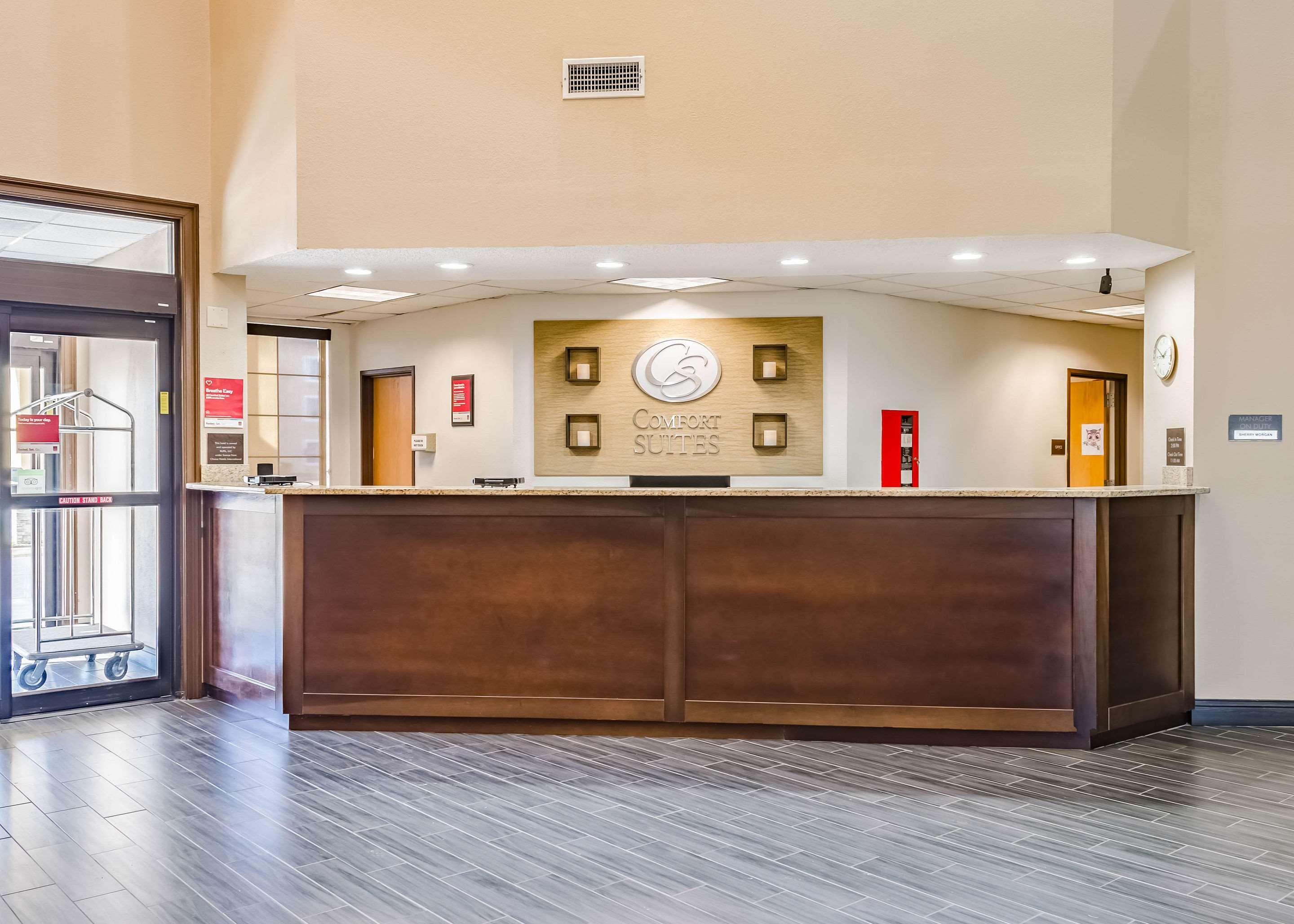 Comfort Suites Хатисбург Екстериор снимка